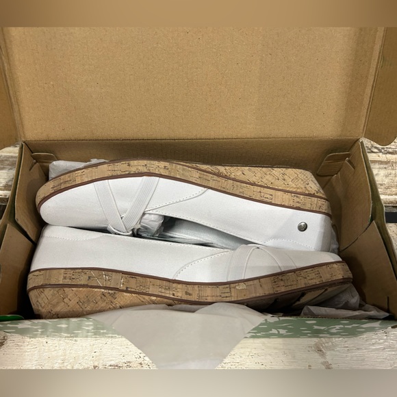 NIB Grasshoppers Memory Deluxe - Picture 8 of 8